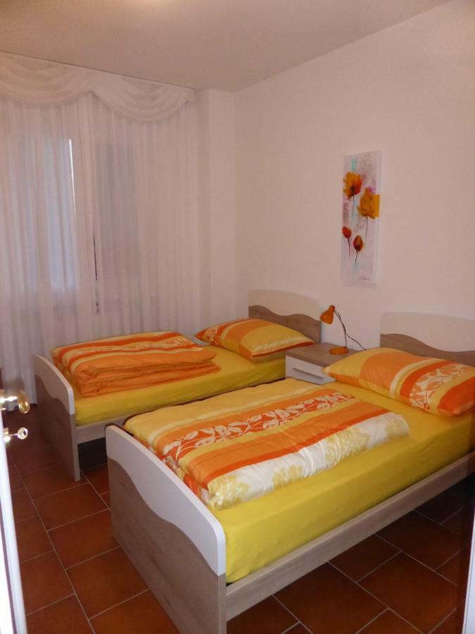 Villa Banfi Lavena Ponte Tresa Bagian luar foto
